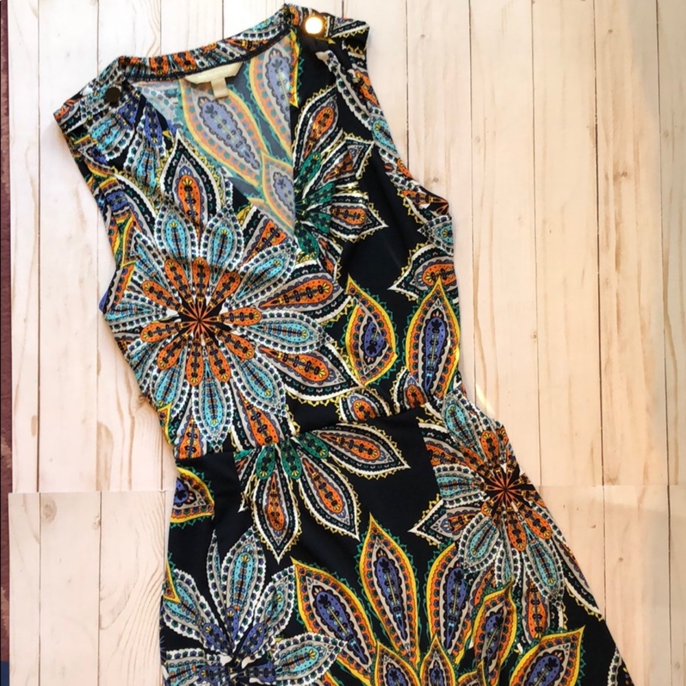 Banana Republic Paisley-patterned V-neck Shift